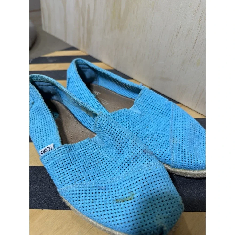 TOMS Blue‎ Slip On Sneakers Women’s US 7.5 Casual Canvas Comfort